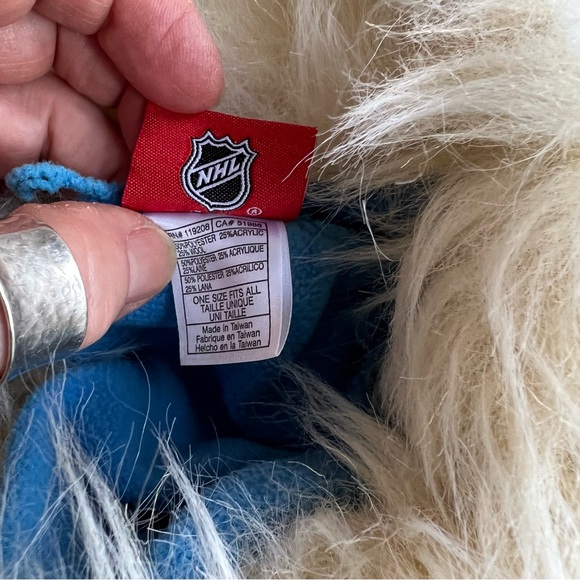 Reebok face off collection Pittsburgh Penguins tassel Mohawk flapjack hat OS NHL - Picture 6 of 6